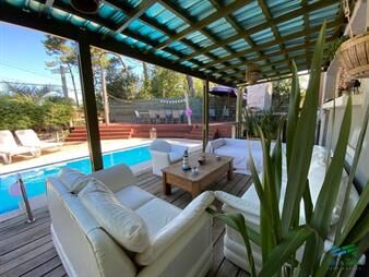 https://www.gallito.com.uy/vendo-casa-de-4-dormitorios-y-piscina-en-san-del-inmuebles-25155042