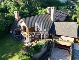 https://www.gallito.com.uy/vende-casa-de-4-dormitorios-en-cantegirl-punta-inmuebles-27201870