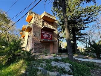 https://web5.gallito.com.uy/amplio-terreno-en-esquina-sobre-rambla-de-colonia-ideal-em-inmuebles-27553123