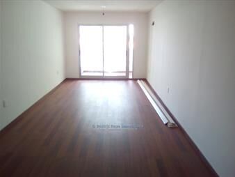 https://web5.gallito.com.uy/venta-apto-2-dormitorios-con-garaje-malvin-inmuebles-27565042