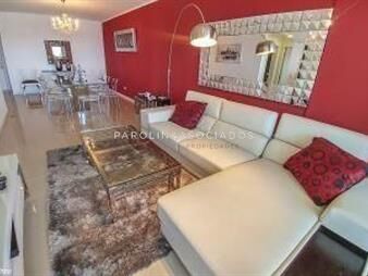 https://web5.gallito.com.uy/apartamento-en-venta-de-3-dormitorios-en-wind-del-inmuebles-20731659