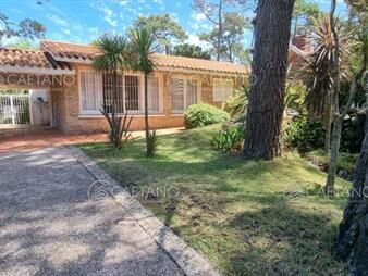 https://web5.gallito.com.uy/casa-construccion-tradicional-pinares-inmuebles-27565392