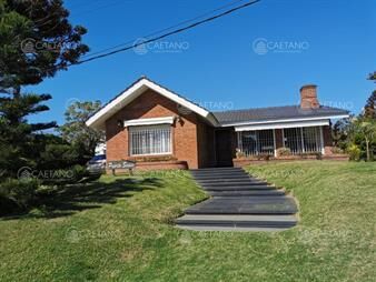 https://web5.gallito.com.uy/hermosa-casa-a-100-metros-de-la-playa-inmuebles-23553764