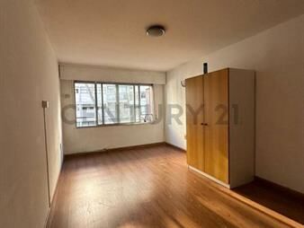 https://web5.gallito.com.uy/pocitos-a-metros-de-rambla-monoambiente-al-frente-cocin-inmuebles-27565295