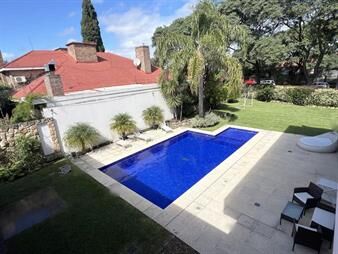 https://www.gallito.com.uy/exclusiva-casa-en-venta-en-punta-gorda-5-dormitorios-diseño-inmuebles-25353255