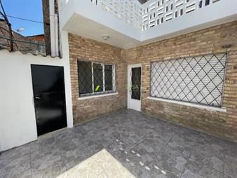 https://web5.gallito.com.uy/castro-y-millan-apartamento-en-planta-baja-inmuebles-27569776