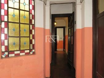 https://www.gallito.com.uy/venta-edificio-esquina-que-consta-de-casa-de-y-2-inmuebles-24375716