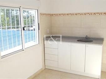 https://web5.gallito.com.uy/la-teja-manuel-obes-5-aptos-reciclados-excelente-inmuebles-24646256