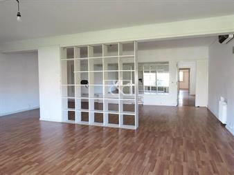 https://www.gallito.com.uy/casa-en-venta-de-7-dormitorios-c-cochera-en-de-inmuebles-23148087
