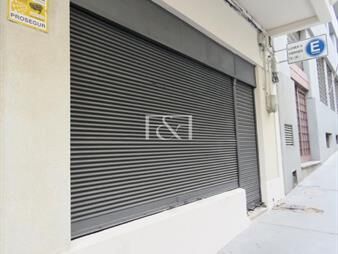 https://www.gallito.com.uy/venta-de-local-comercial-en-ciudad-vieja-inmuebles-24514822
