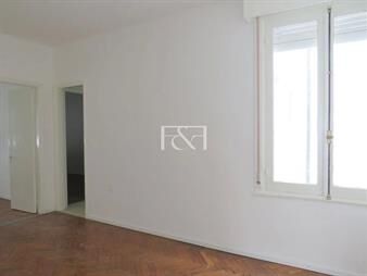 https://web5.gallito.com.uy/venta-de-apartamento-en-ciudad-vieja-inmuebles-24527803