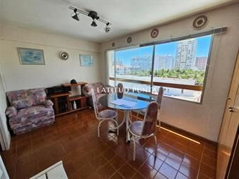 https://www.gallito.com.uy/apartamento-en-peninsula-1-dormitorio-y-garage-inmuebles-27369615