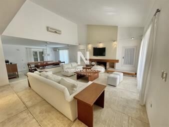 https://web5.gallito.com.uy/casa-en-venta-en-punta-del-este-inmuebles-25037033