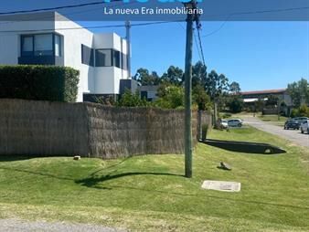 https://www.gallito.com.uy/venta-terreno-3300-m2-en-excelente-ubicacion-junto-a-haras-inmuebles-27569342