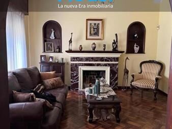 https://web5.gallito.com.uy/venta-casa-3-dormitorios-2-baños-bien-ubicada-punta-carre-inmuebles-27569345