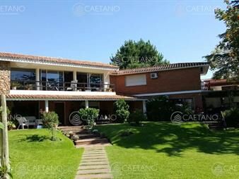 https://web5.gallito.com.uy/alquiler-espectacular-casa-en-zona-cantegril-inmuebles-26012671