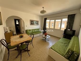 https://web5.gallito.com.uy/apartamento-en-calle-20-peninsula-1-dormitorio-inmuebles-26818661