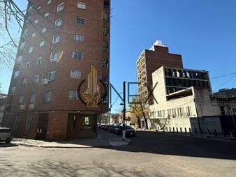 https://web5.gallito.com.uy/venta-apartamento-en-pocitos-4-dormitorios-inmuebles-27544562