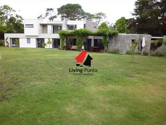 https://web5.gallito.com.uy/hermosa-casa-de-4-dormitorios-en-agradable-inmuebles-27575963
