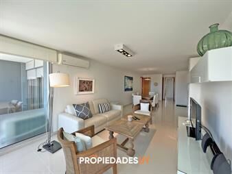 https://web5.gallito.com.uy/venta-apartamento-2-dormitorios-playa-mansa-punta-inmuebles-25105499
