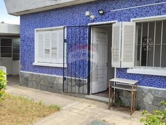 https://www.gallito.com.uy/venta-casa-1-dormitorio-y-jardin-en-maroñas-inmuebles-27453056