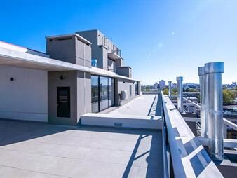 https://web5.gallito.com.uy/apartamento-de-2-dormitorios-con-cochera-tres-cruces-inmuebles-27441277