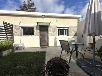 https://www.gallito.com.uy/venta-de-casa-de-2-dormitorios-tipo-ph-en-lomas-de-solymar-inmuebles-27535596