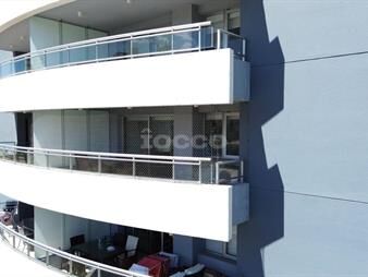 https://web5.gallito.com.uy/apartamento-de-3-dormitorios-en-venta-–-confort-estilo-y-s-inmuebles-27569749