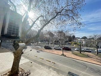 https://web5.gallito.com.uy/parodi-alquiler-casa-para-empresa-parque-rodo-inmuebles-27581373