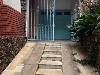 https://web5.gallito.com.uy/casa-en-venta-4-dormitorios-3-baã±os-patio-y-inmuebles-25226455