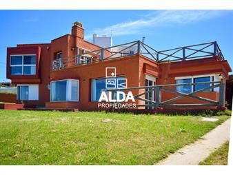 https://web5.gallito.com.uy/casa-en-punta-colorada-rumor-de-mar-ref-ca201138-inmuebles-20296767