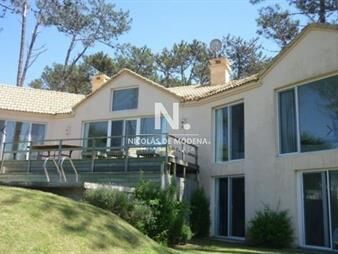 https://web5.gallito.com.uy/casa-a-la-venta-en-la-barra-inmuebles-25034793
