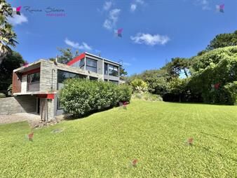 https://www.gallito.com.uy/casa-en-venta-2-dormitorios-y-dependencia-del-inmuebles-27074355