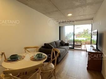 https://www.gallito.com.uy/venta-apartamento-un-dormitorio-playa-mansa-33-inmuebles-27157044