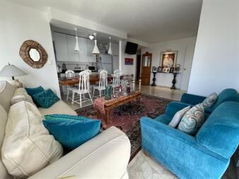https://web5.gallito.com.uy/zona-centro-frente-a-la-plaza-de-los-artesanos-inmuebles-25128550