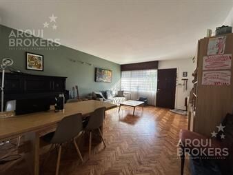 https://web5.gallito.com.uy/apartamento-de-dos-dormitorios-en-venta-en-parque-batlle-co-inmuebles-27522334