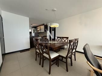 https://web5.gallito.com.uy/edificio-en-playa-mansa-con-servicios-de-2-en-inmuebles-27465500