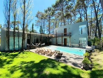 https://web5.gallito.com.uy/casa-en-alquiler-laguna-blanca-siete-dormitorios-inmuebles-24917258