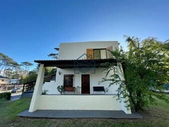 https://www.gallito.com.uy/venta-de-casa-en-pinares-destino-vivienda-o-inmuebles-26177593