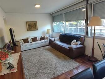 https://www.gallito.com.uy/apartamento-en-punta-carretas-de-tres-dormitorios-inmuebles-27313423