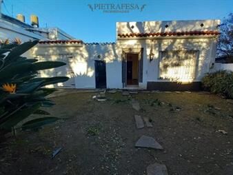 https://web5.gallito.com.uy/casa-a-reciclar-en-venta-1-dormitorio-1-baã±o-y-inmuebles-27565486