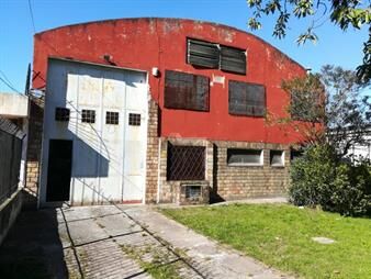 https://www.gallito.com.uy/venta-local-galpon-deposito-maroñas-acropolis-y-belloni-pro-inmuebles-13556923