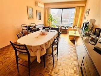 https://web5.gallito.com.uy/venta-apartamento-malvin-2-dormitorios-soleado-peyrou-inmuebles-27599263