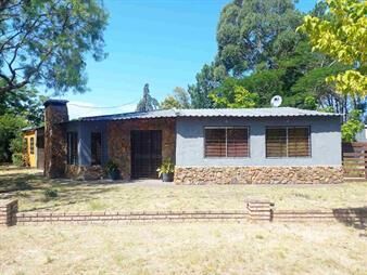 https://www.gallito.com.uy/casa-3-dormitorios-y-apartamento-en-santa-ana-inmuebles-27405694