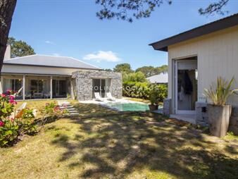 https://www.gallito.com.uy/casa-en-venta-de-4-dormitorios-en-pinar-del-faro-inmuebles-26669977