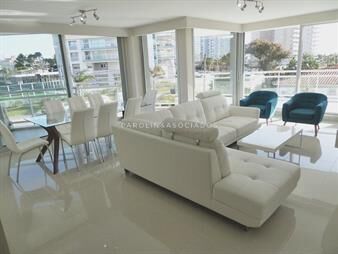 https://web5.gallito.com.uy/apartamento-de-2-dormitorios-en-venta-en-sunrise-inmuebles-19879157