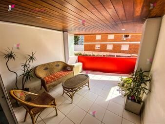 https://web5.gallito.com.uy/apartamento-en-venta-de-2-dormitorios-playa-inmuebles-27603147