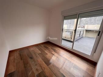 https://web5.gallito.com.uy/venta-apartamento-3-dormitorios-palermo-durazno-y-ejido-vil-inmuebles-27603150