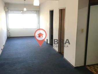 https://web5.gallito.com.uy/alquiler-apartamento-1-dormitorio-al-frente-inmuebles-27603891
