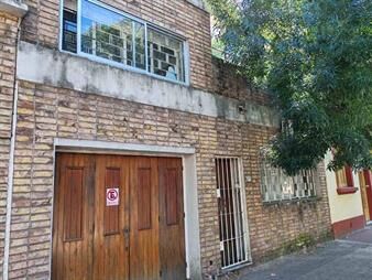 https://web5.gallito.com.uy/venta-casa-pocitos-3-dormitorios-2-baños-y-garaje-inmuebles-27026543